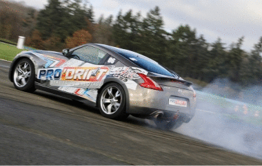 NISSAN 370 Z
